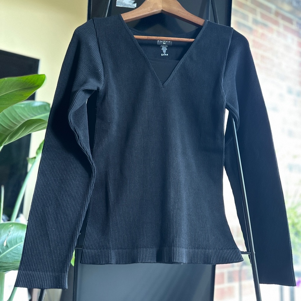 VENUS Black Fitted Blouse